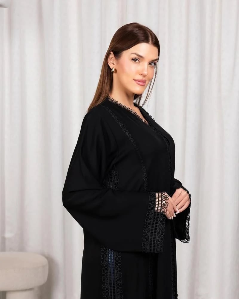 عباية نورة بلمسة ملكية رقم المودل SA30