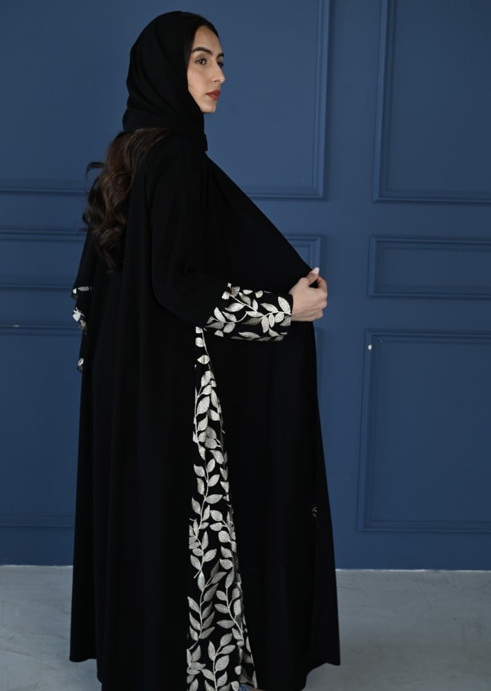 عبايه مشجره
