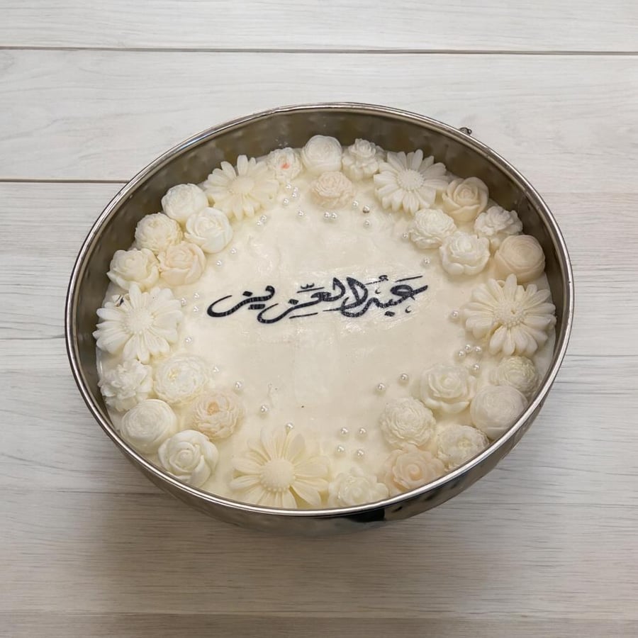 شمعة استقبال بإسم البيبي