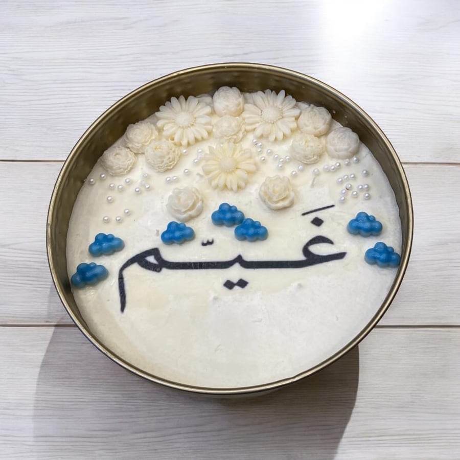 شمعة استقبال بصحن دائري