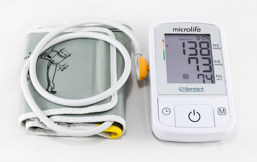 جهاز قياس ضغط الدم من ميكرولايف - Microlife BP A2 Basic