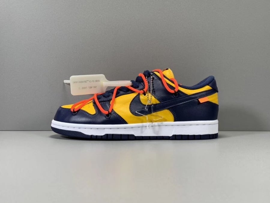 OFF-WHITE x Nike Dunk Low