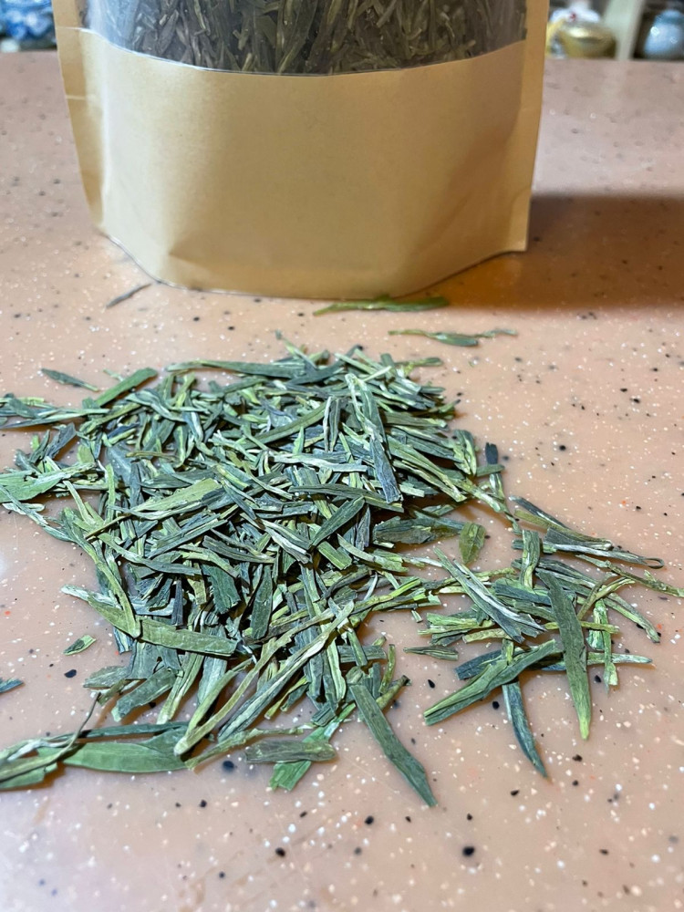 شاي اخضر لونجينغ درجة 2 (100غ) | Green longjing tea 2nd (100g)