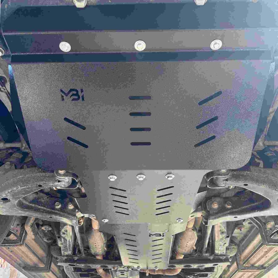 صاجة حماية لاندكروزر LC100 حديد Skid plate