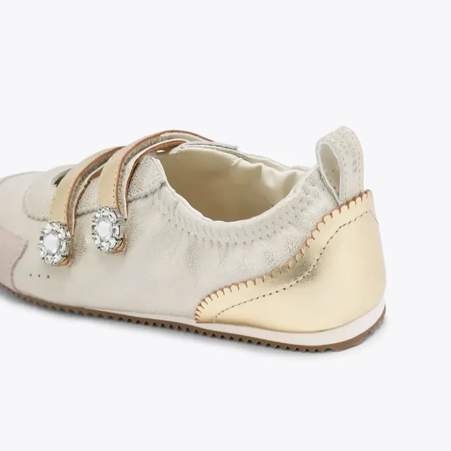 شوز كيرت جيجر/لون WHITE OTHER