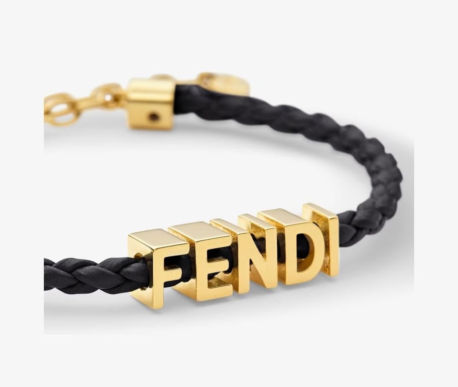 اسوارة فندي fendi