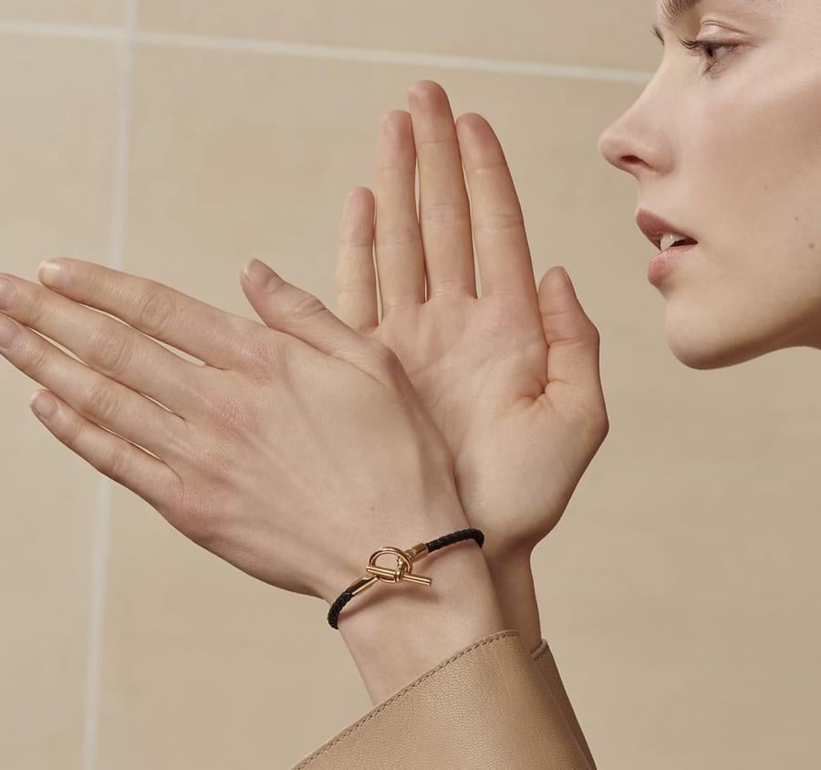 Hermes bracelet / purple color