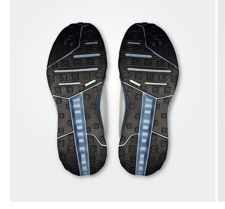 Shoes on Running