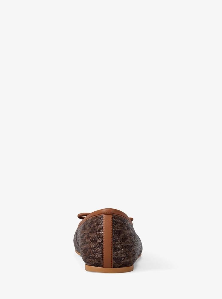 شوز مايكل كورس