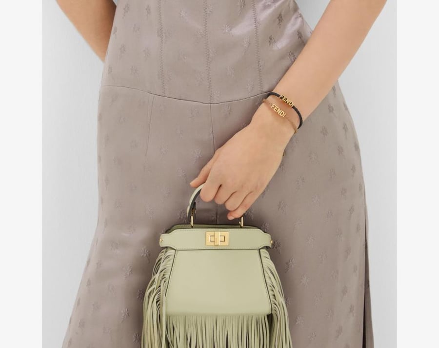 اسوارة فندي fendi