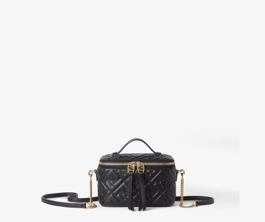 شنطة فندي fendi/فانيتي