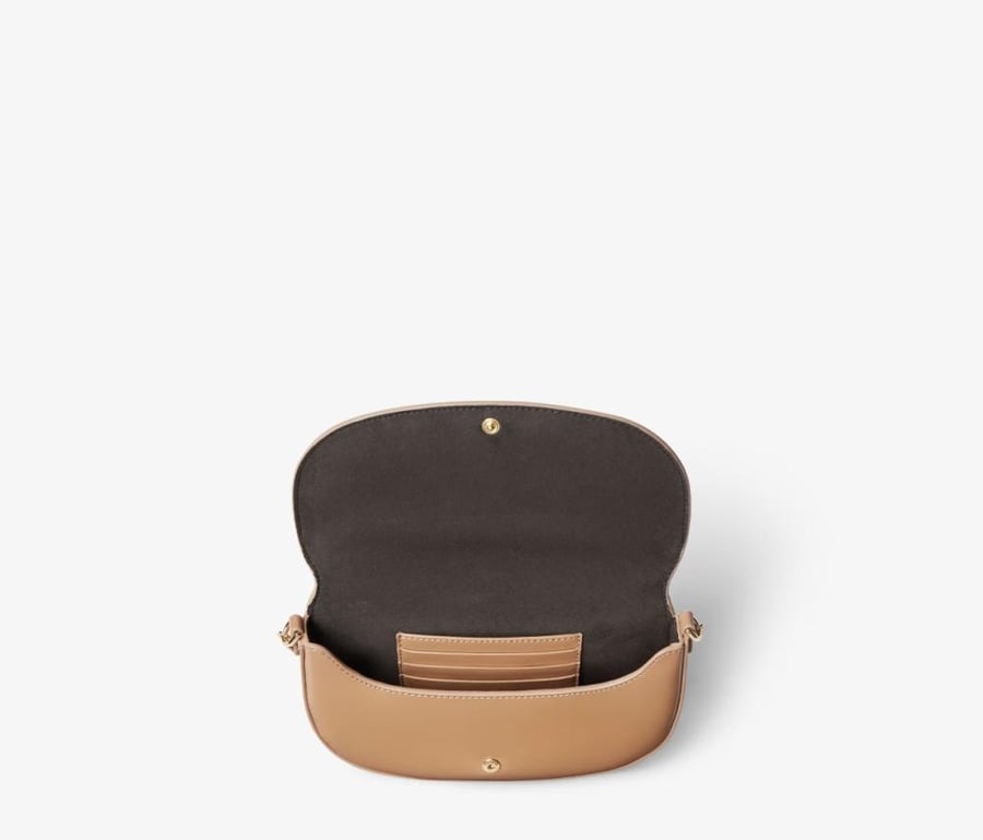 شنطة فندي fendi