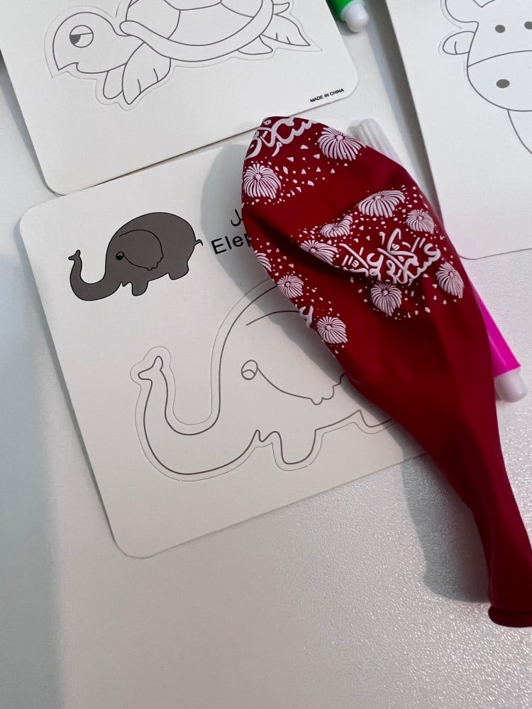 Coloring distributions for children
