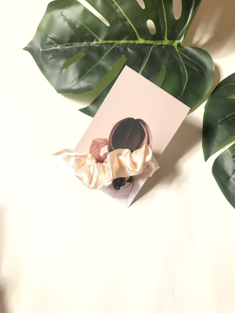 ربطات شعر بثيم