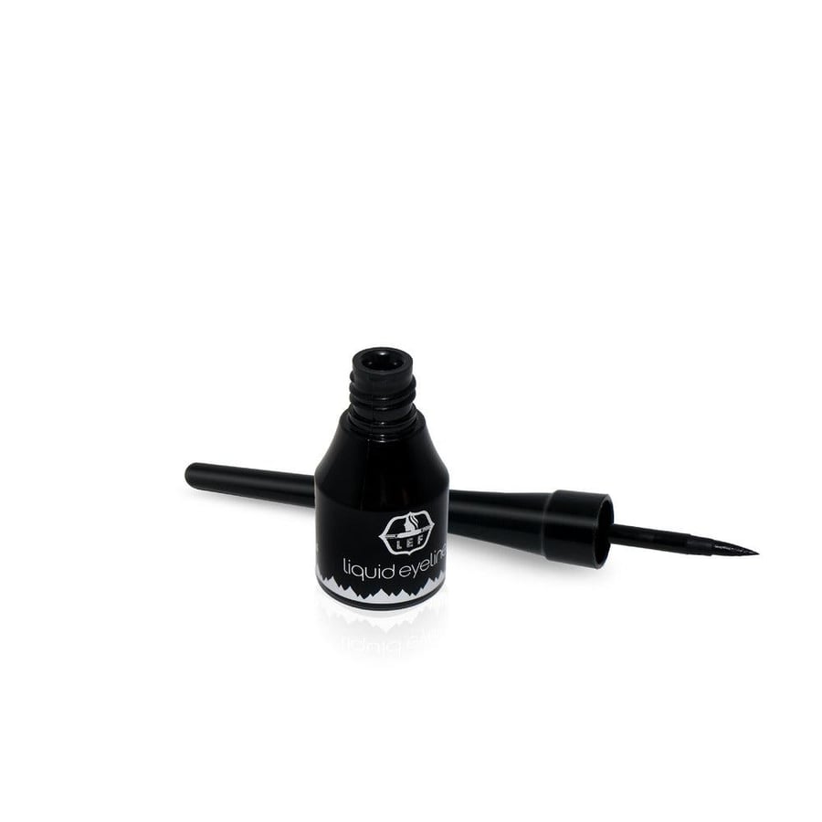 01 BLACK | ايلاينر سائل