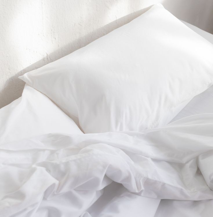 Signature Bedding Set - Unstriped