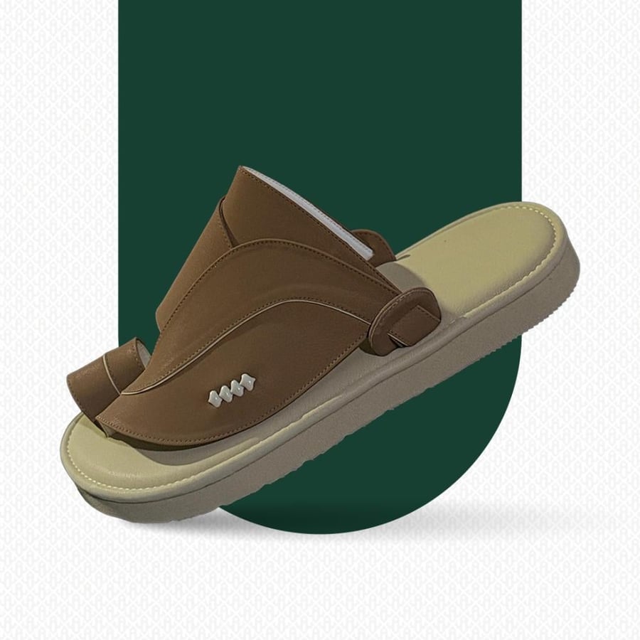 Embroidered Eastern shoe