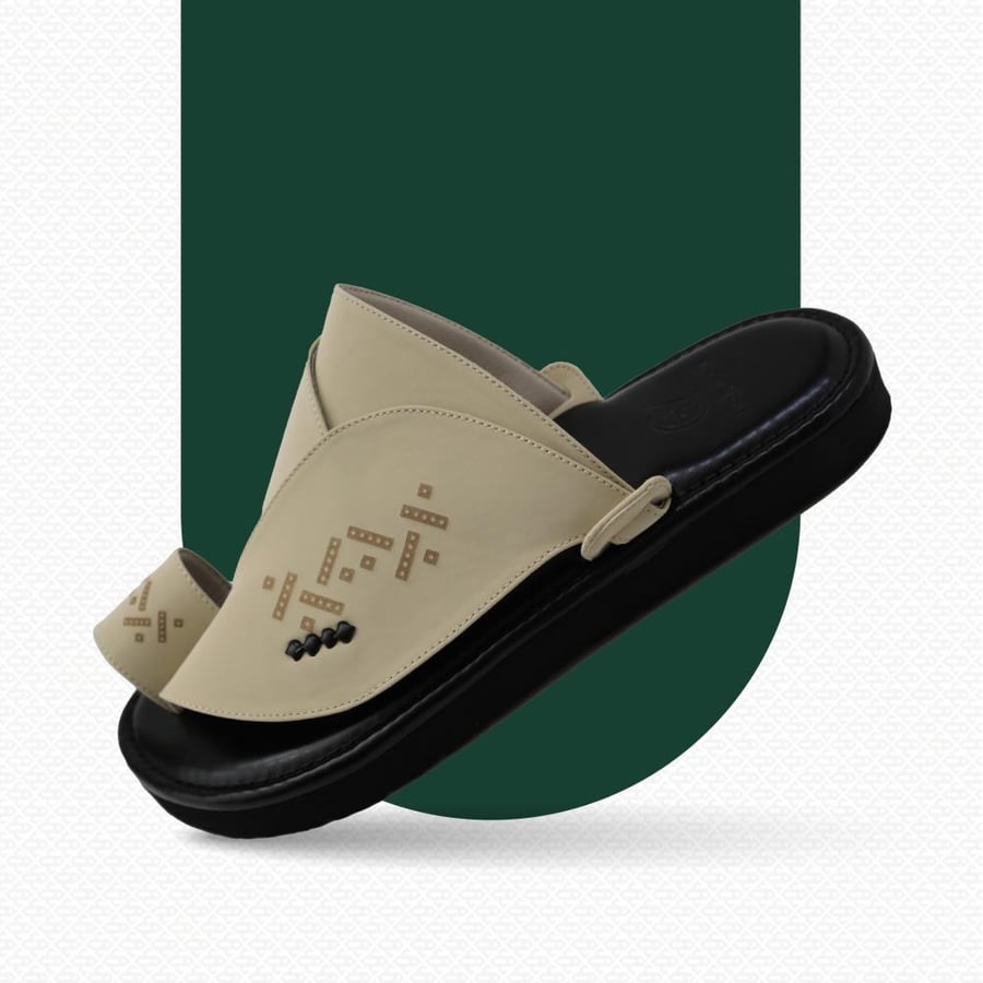 Embroidered Eastern shoe