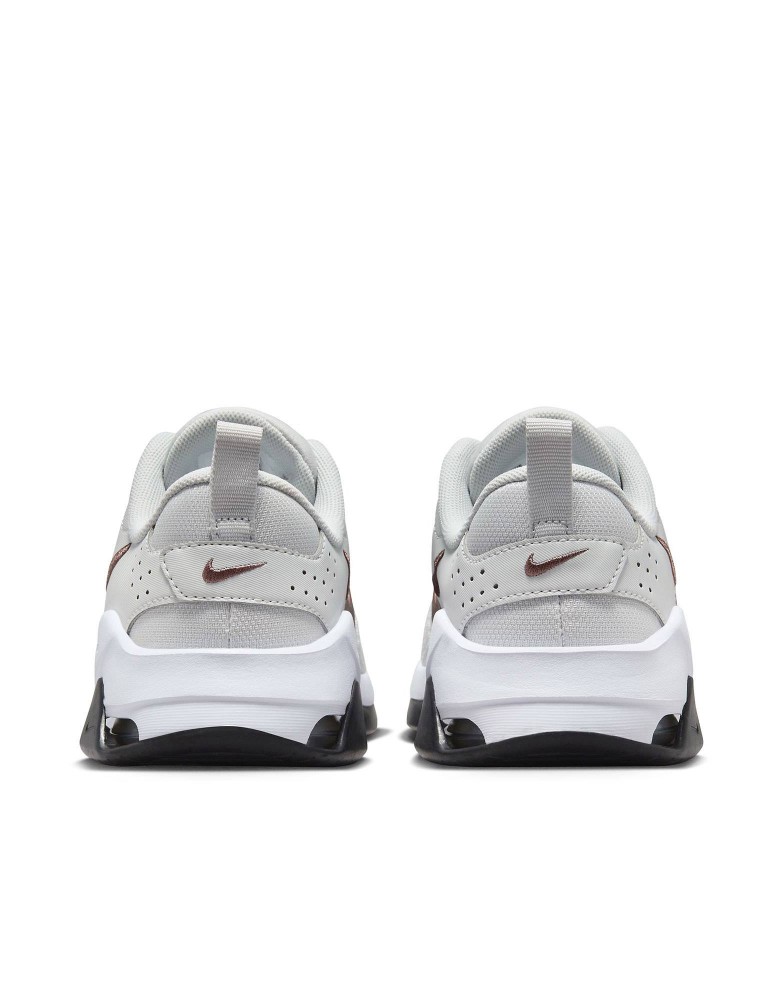 شوز Nike  اصلي ١٠٠٪