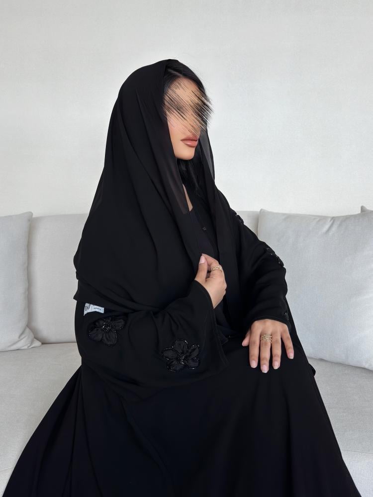 Layla's abaya