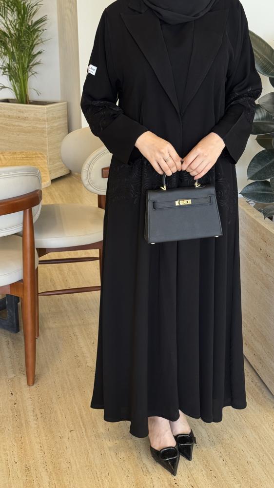 عباية ريناد