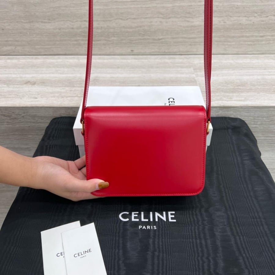 سيلين TEEN TRIOMPHE المقاس العرض 18.5cm الارتفاع 14cm  العمق 6cm