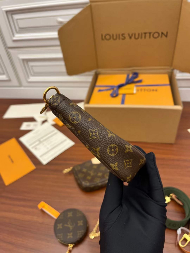 لوي فيتون. المقاس العرض24cm الارتفاع 16cm العمق6cm