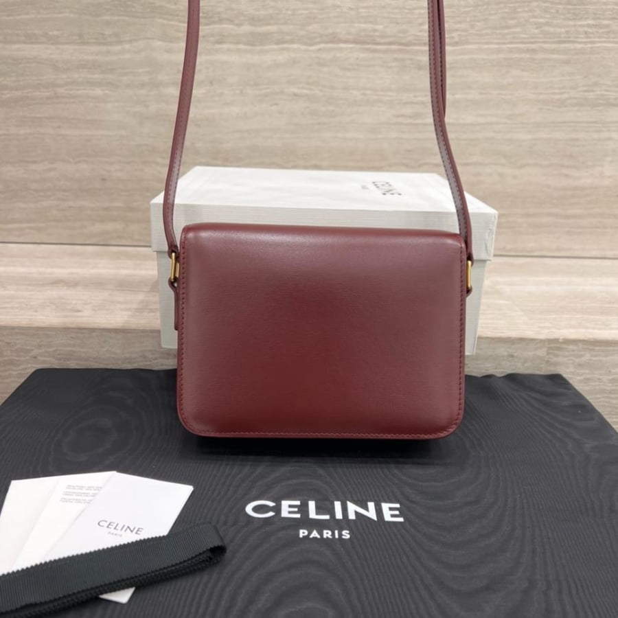سيلين TEEN TRIOMPHE المقاس العرض 18.5cm الارتفاع 14cm  العمق 6cm
