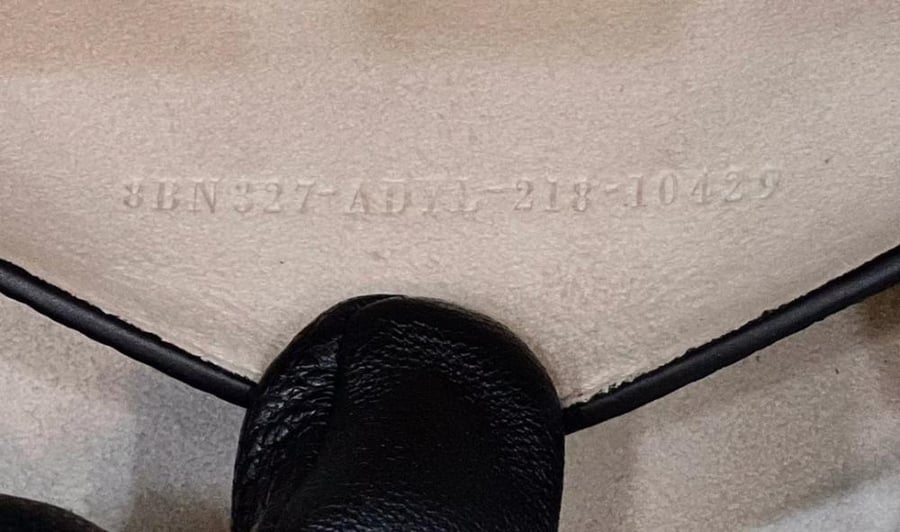 فندي بيكابو مقاس 27cm.