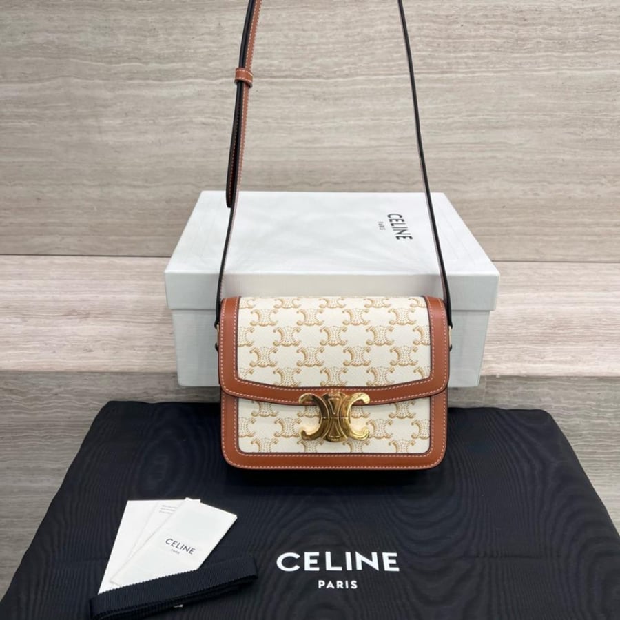 سيلين TEEN TRIOMPHE المقاس العرض 18.5cm الارتفاع 14cm  العمق 6cm