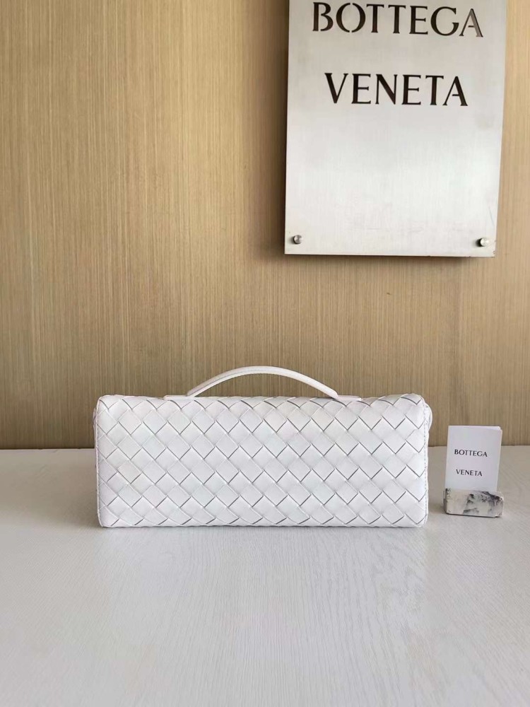 بوتيقا.  المقاس العرض 31cmالارتفاع 13cm العمق 3cm