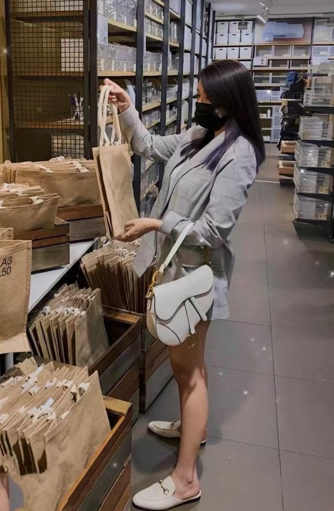 ديور saddle bag  المقاس العرض 25.5cm الارتفاع 20cm العمق 6.5cm