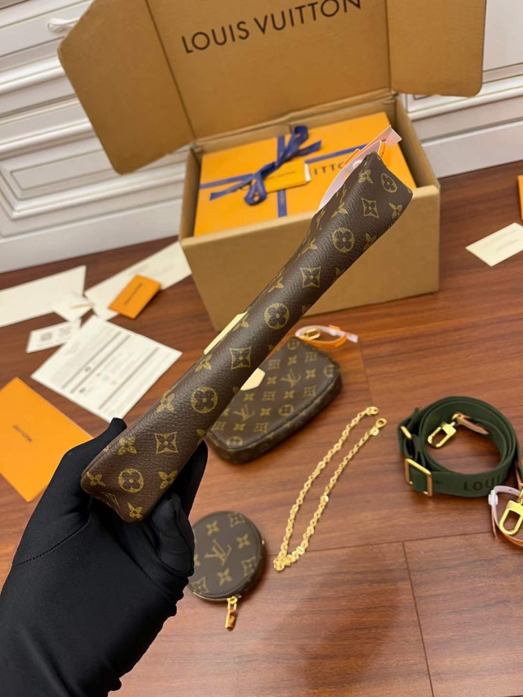 لوي فيتون. المقاس العرض24cm الارتفاع 16cm العمق6cm