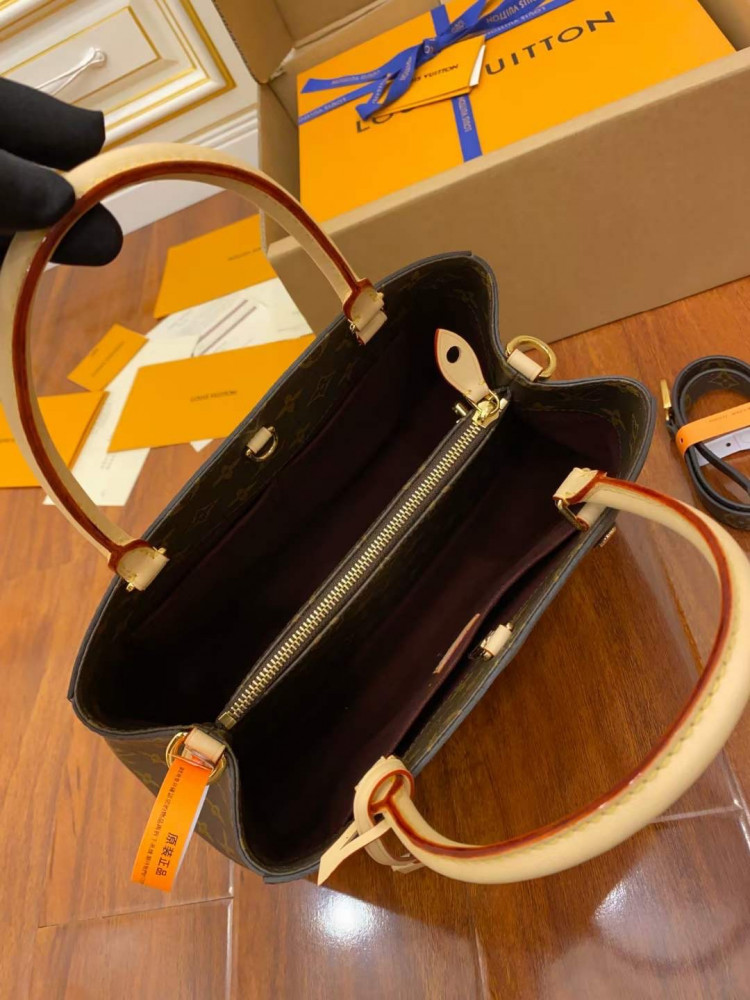 لوي فيتون.  المقاس  العرض 33cm الارتفاع23cm العمق15cm