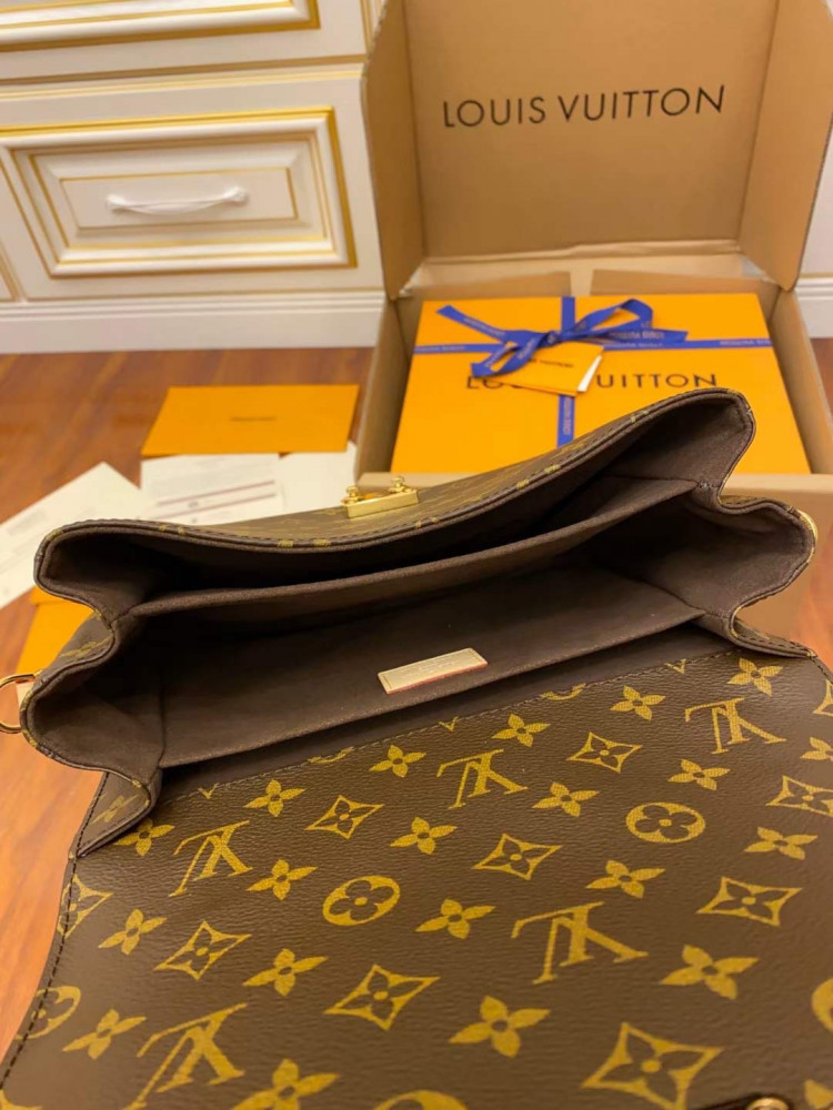 لوي فيتون. المقاس العرض25cm الارتفاع 19cm العمق 7cm