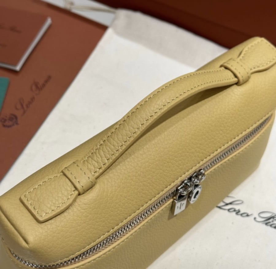 لوربيانا  المقاس العرض 19cm الارتفاع11cm العمق 6.5cm