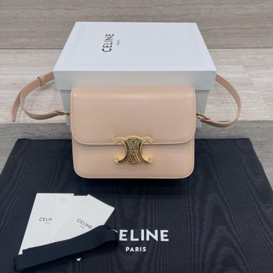 سيلين TEEN TRIOMPHE المقاس العرض 18.5cm الارتفاع 14cm  العمق 6cm