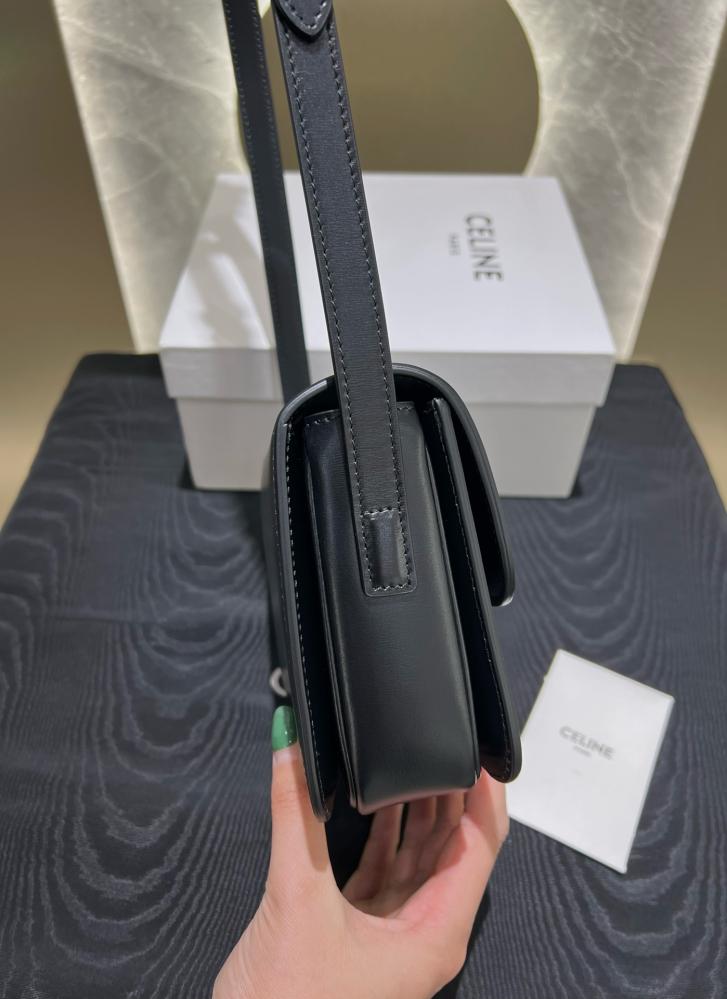سيلين TEEN TRIOMPHE المقاس العرض 18.5cm الارتفاع 14cm  العمق 6cm