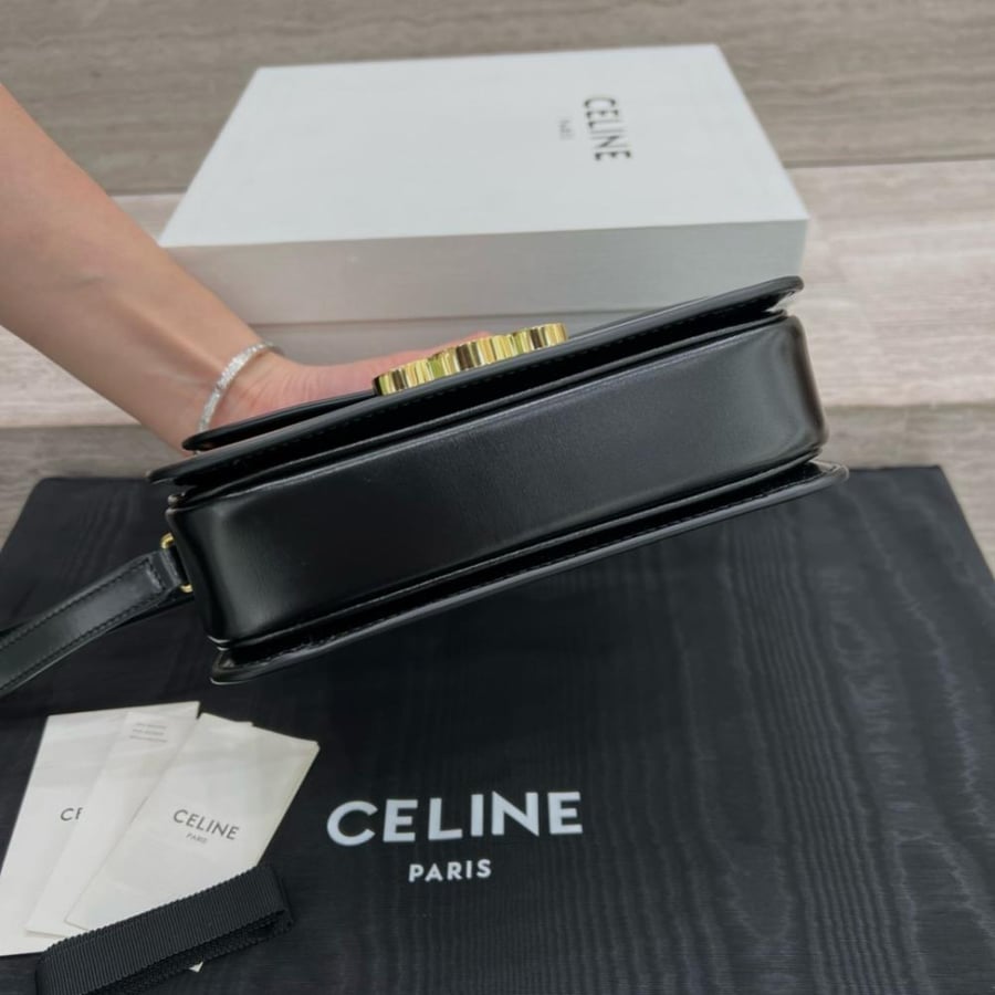 سيلين TEEN TRIOMPHE المقاس العرض 18.5cm الارتفاع 14cm  العمق 6cm