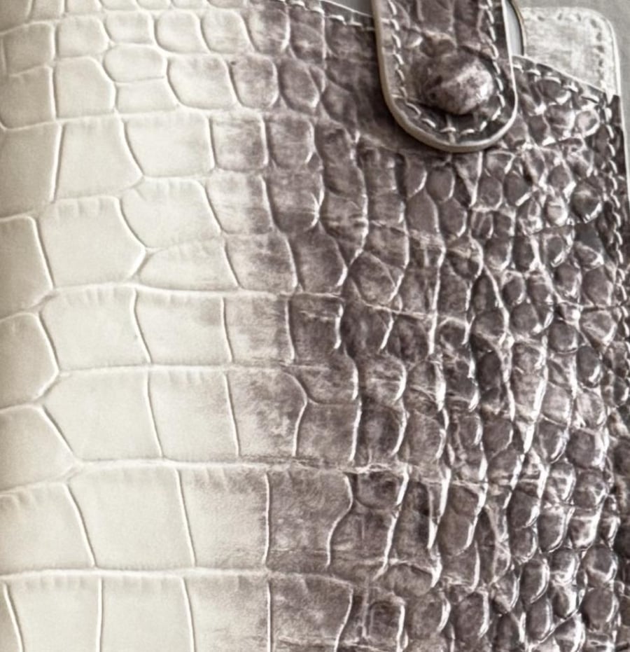 Himalaya mobile bag