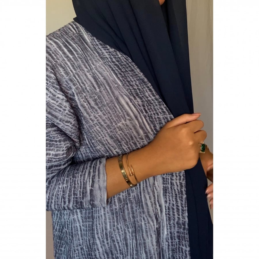 عباية ملونة
