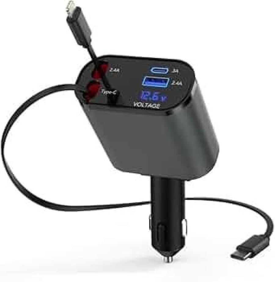 شاحن سيارة 4 في 1 قابل للسحب مع كابلات Type-C و USB-C وشاشة LED لعرض الفولتية