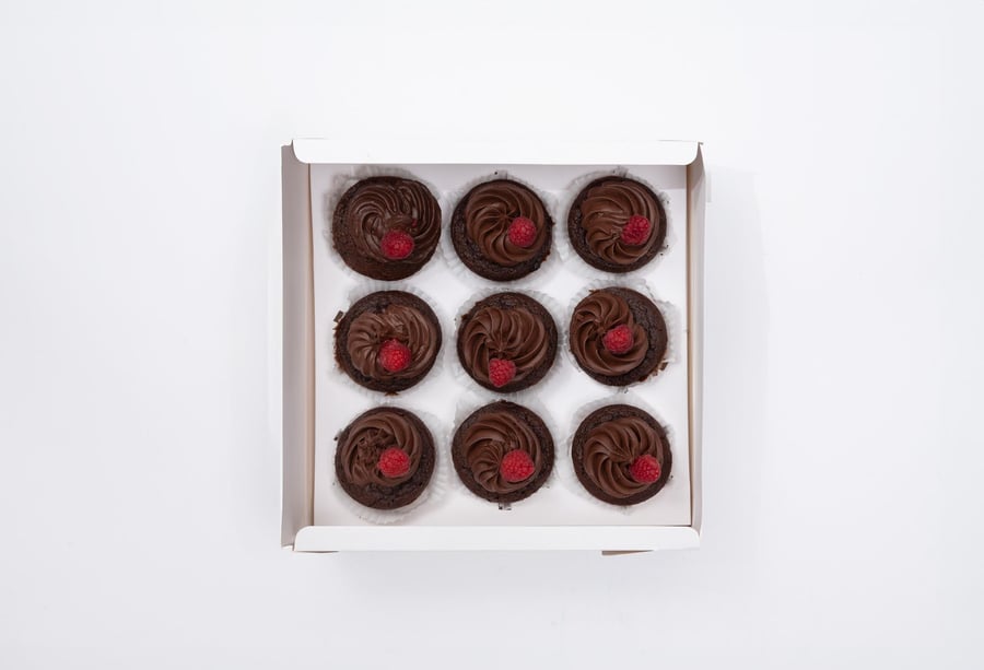 Chocolate cupcake with fruits - Keto