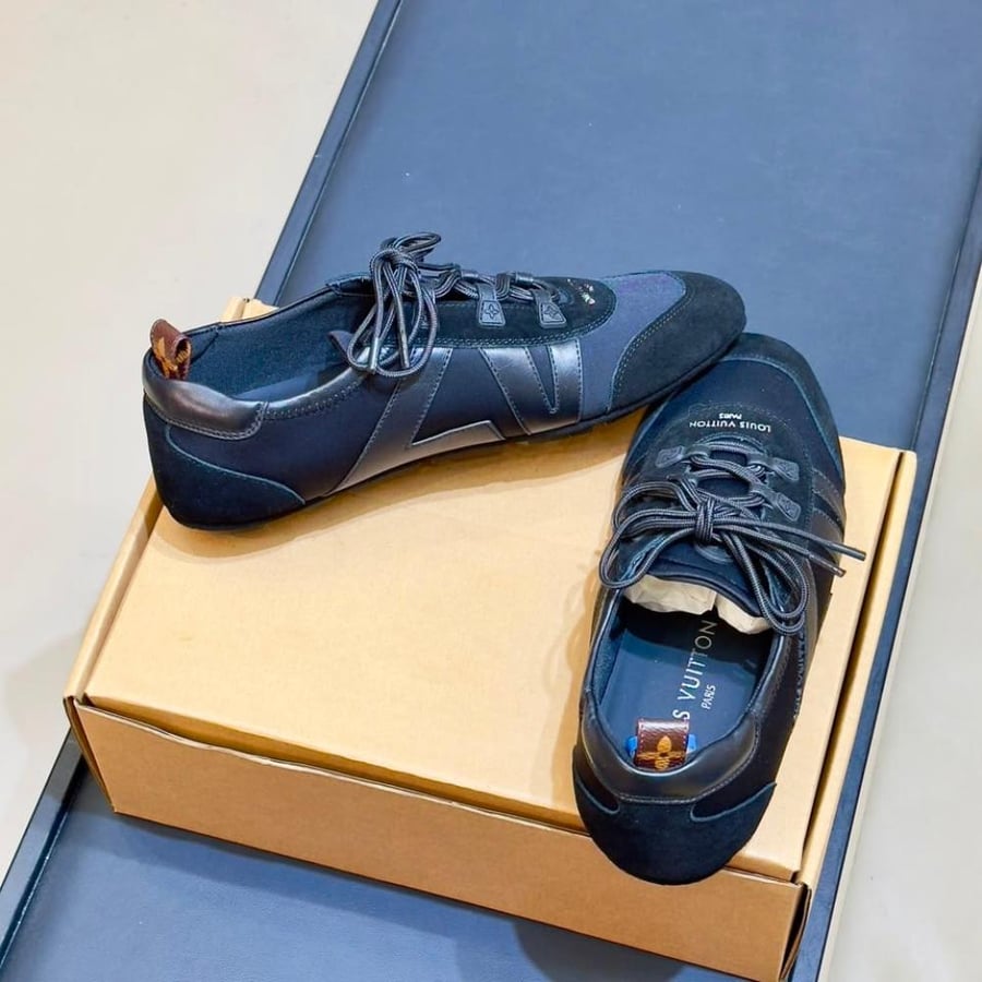 LV shoes
