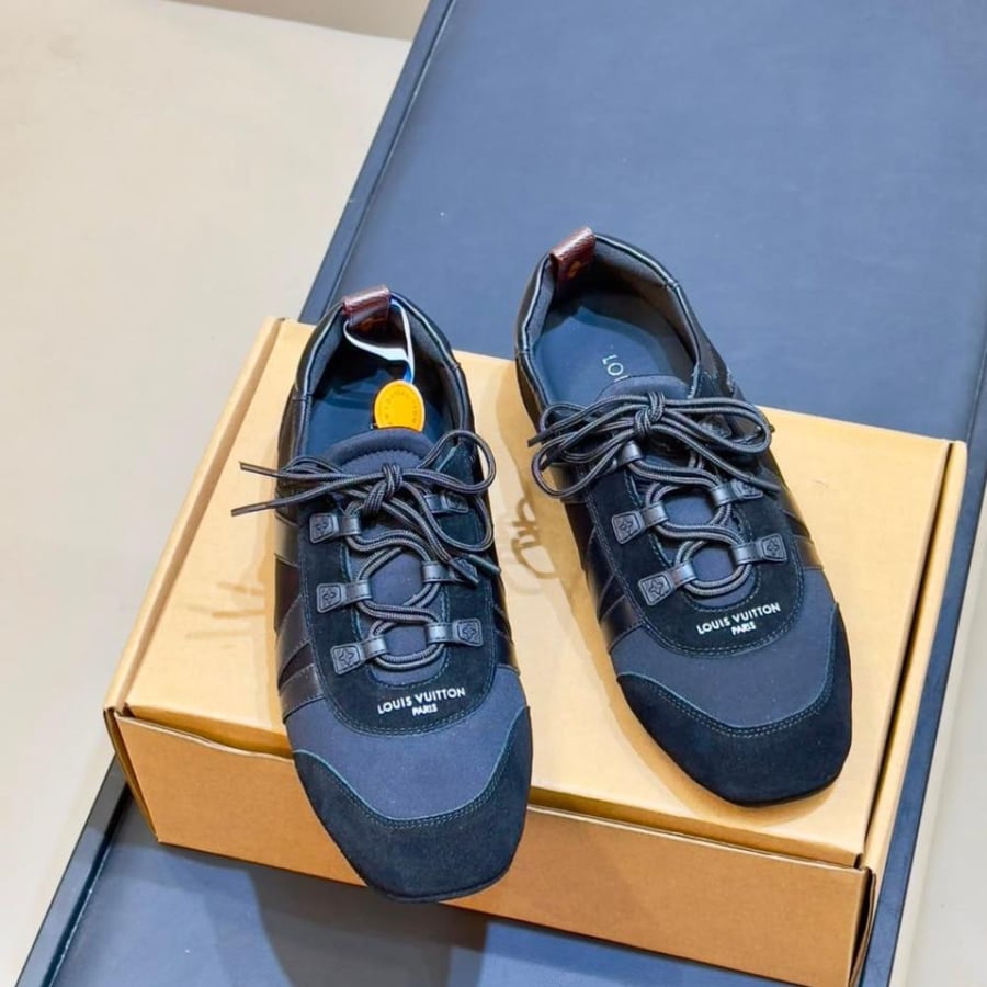 LV shoes