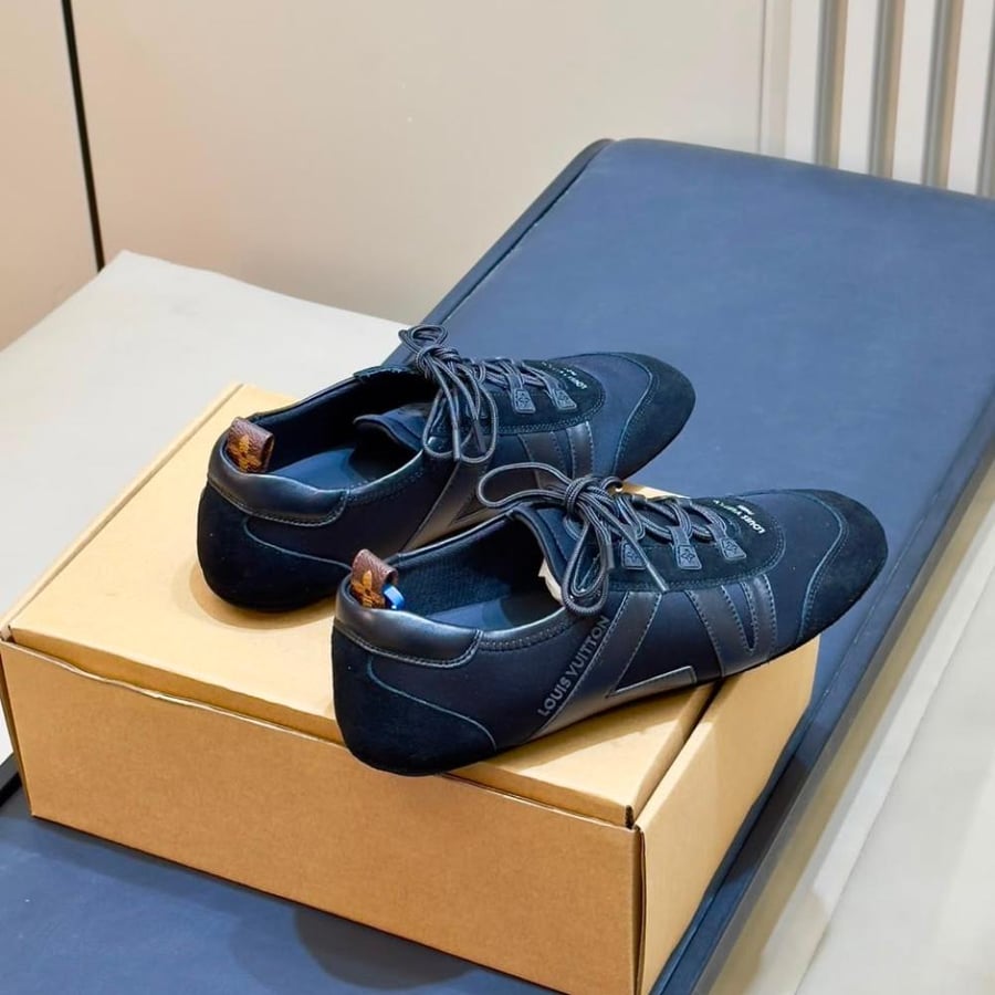 LV shoes