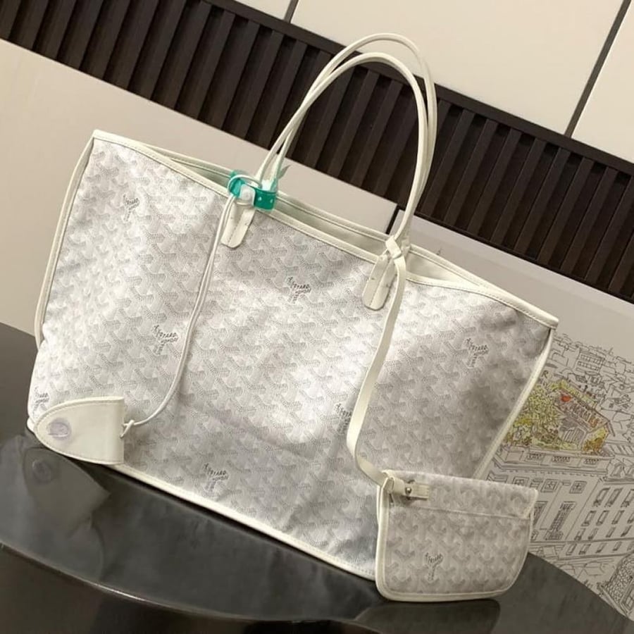 Goyard M