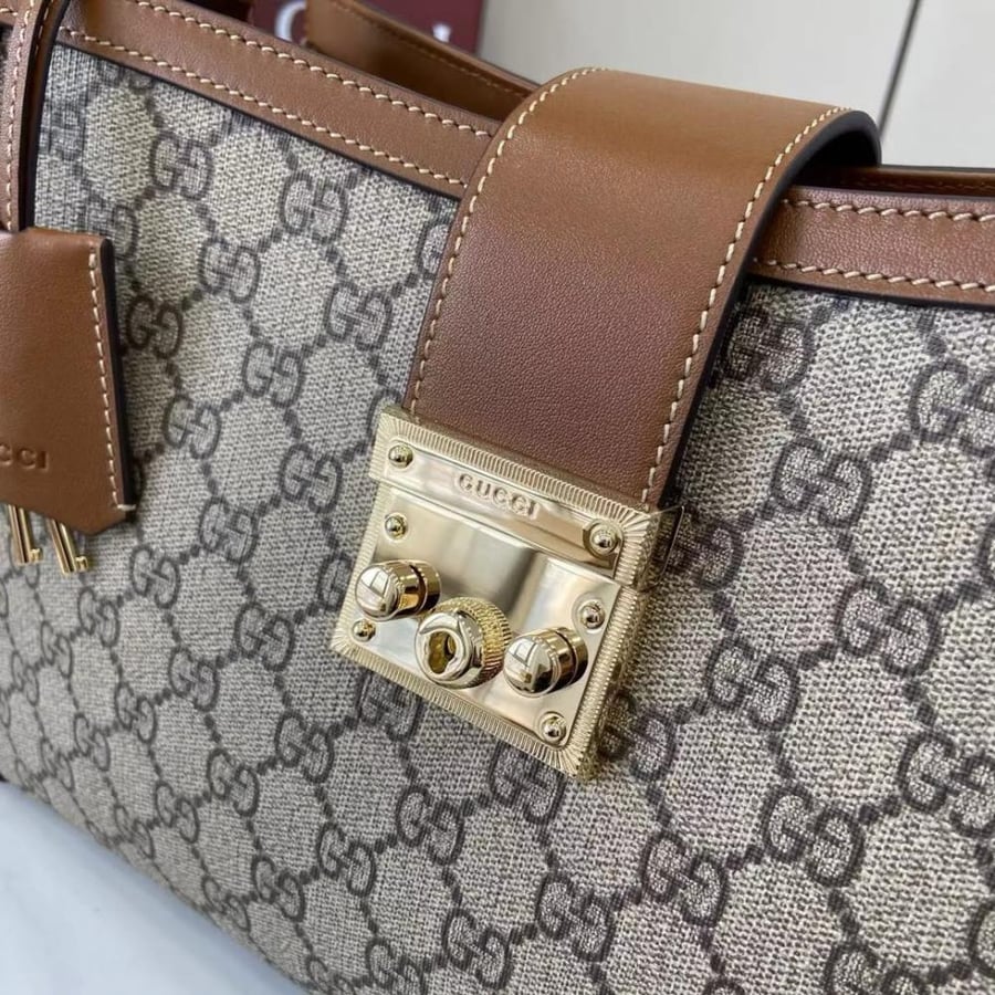 Padlock medium top handle bag
