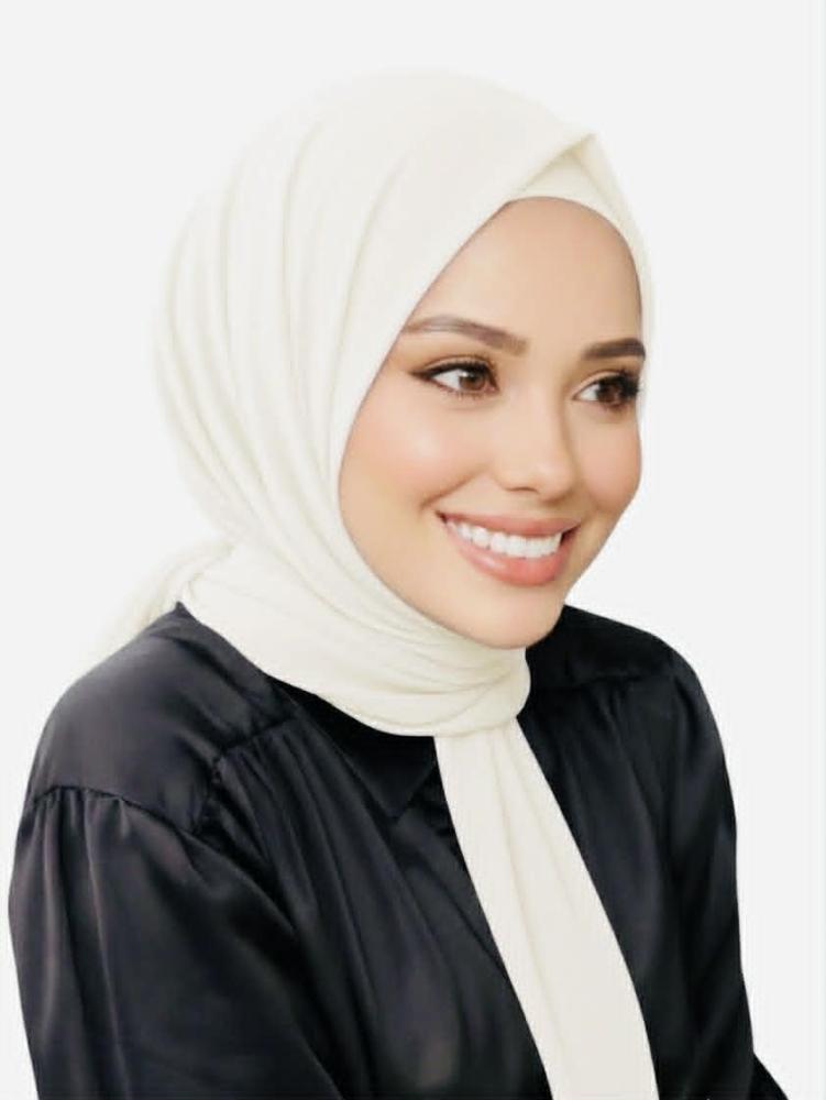 موديل تركي مزود بكبسات - اللون الأوفوايت