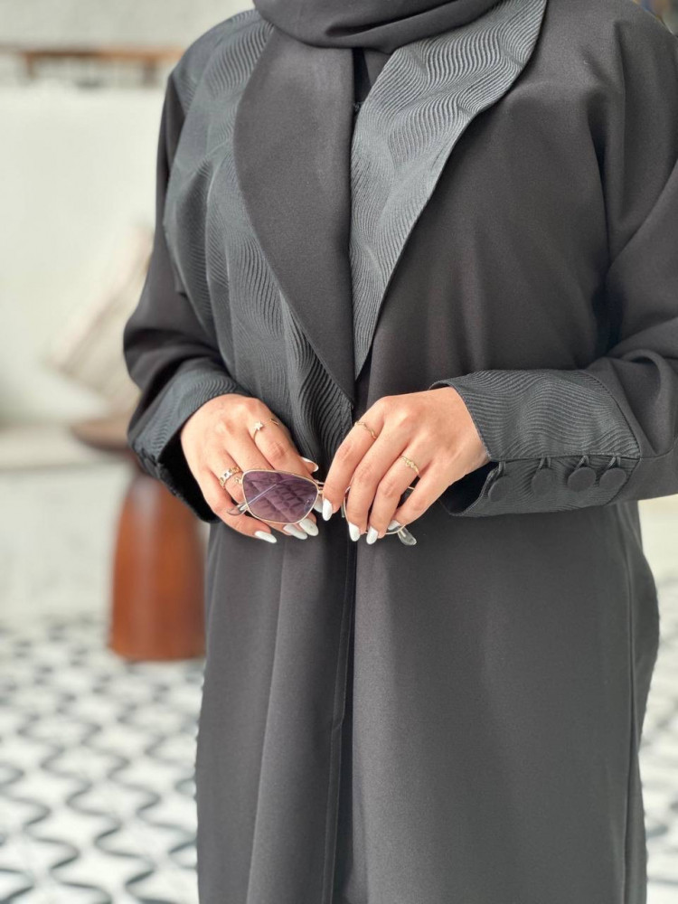 عباية قماش واقف مع اضافه  قماش ليزر